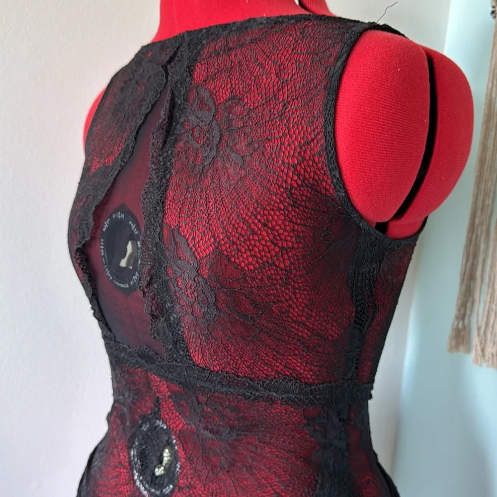 Guess black sheer stretchy lace bodysuit 🖤 - Picture 4 of 5